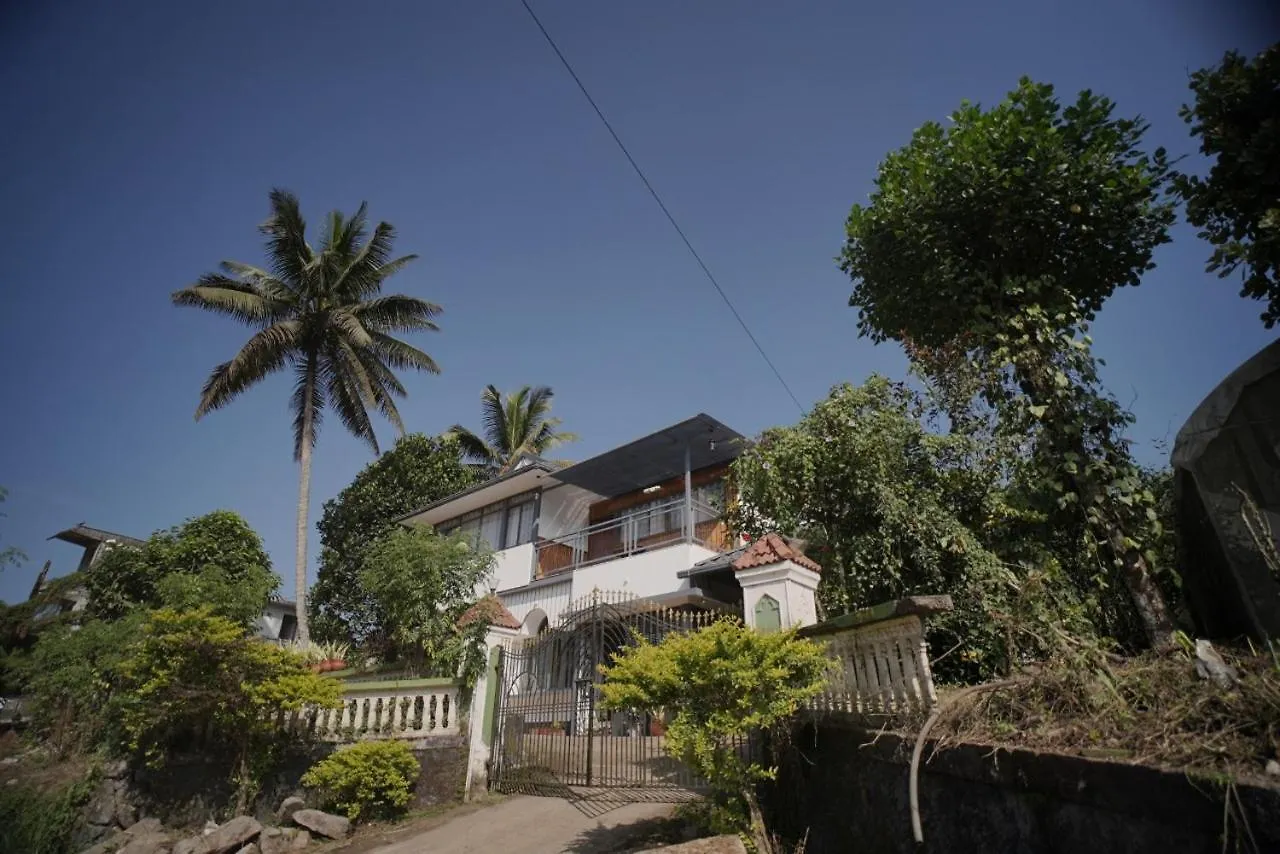 Navaneetham Homestay Anachal Guest house
